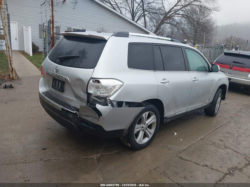 2013 Toyota Highlander Limited V6