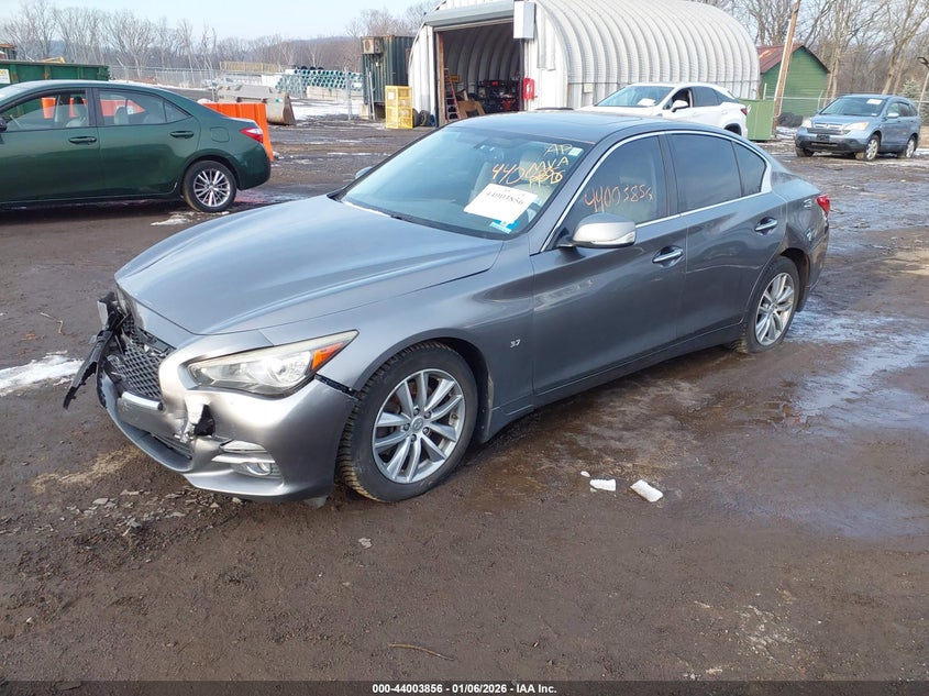 2015 Infiniti Q50 Premium