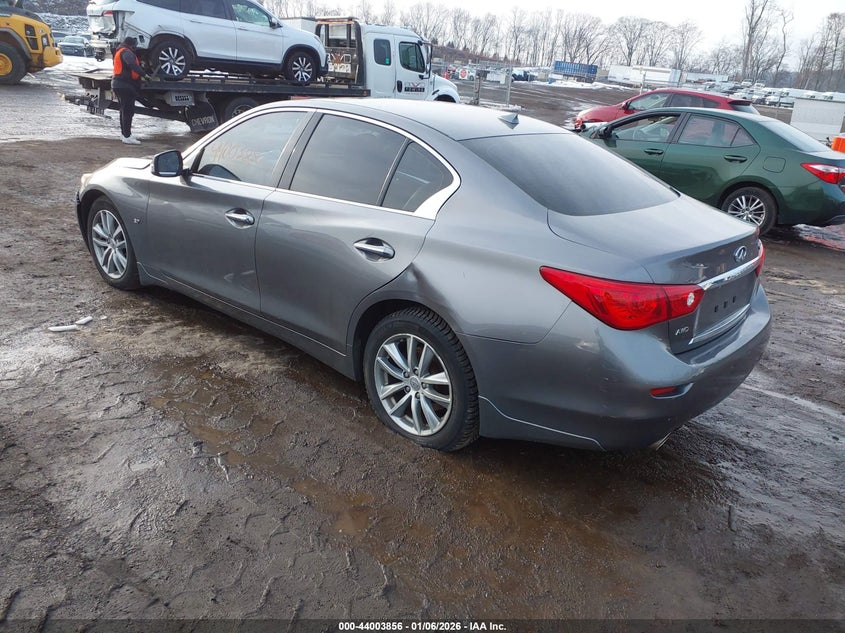 2015 Infiniti Q50 Premium