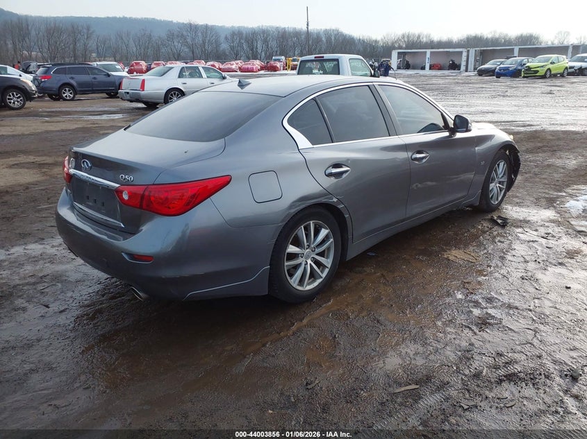 2015 Infiniti Q50 Premium