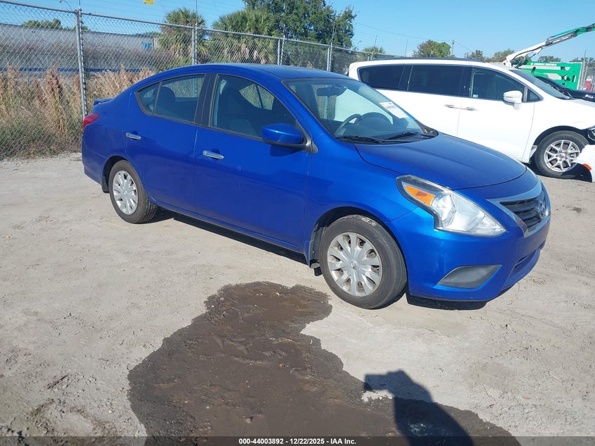 3N1CN7AP0FL883325 2015 Nissan Versa 1.6 Sv auction photo 1