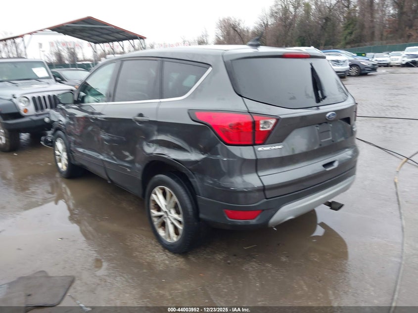 2019 Ford Escape Se