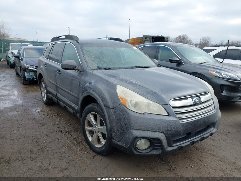 4S4BRCCC1E3217502 2014 Subaru Outback 2.5I Premium auction photo 1