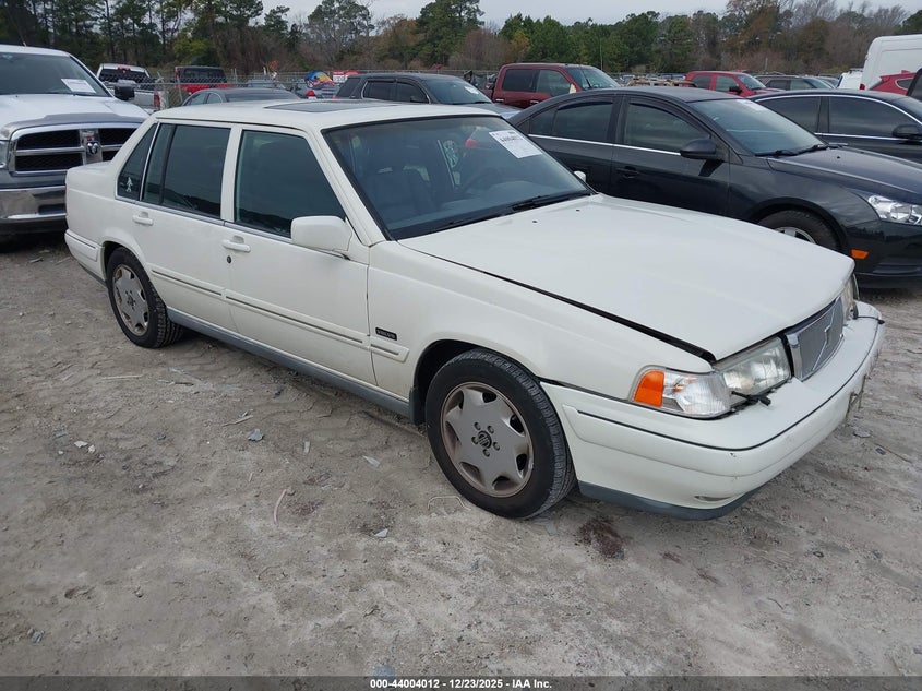 VOLVO 960 1997. Lot# 44004012. VIN YV1KS9603V1101303. Photo 1