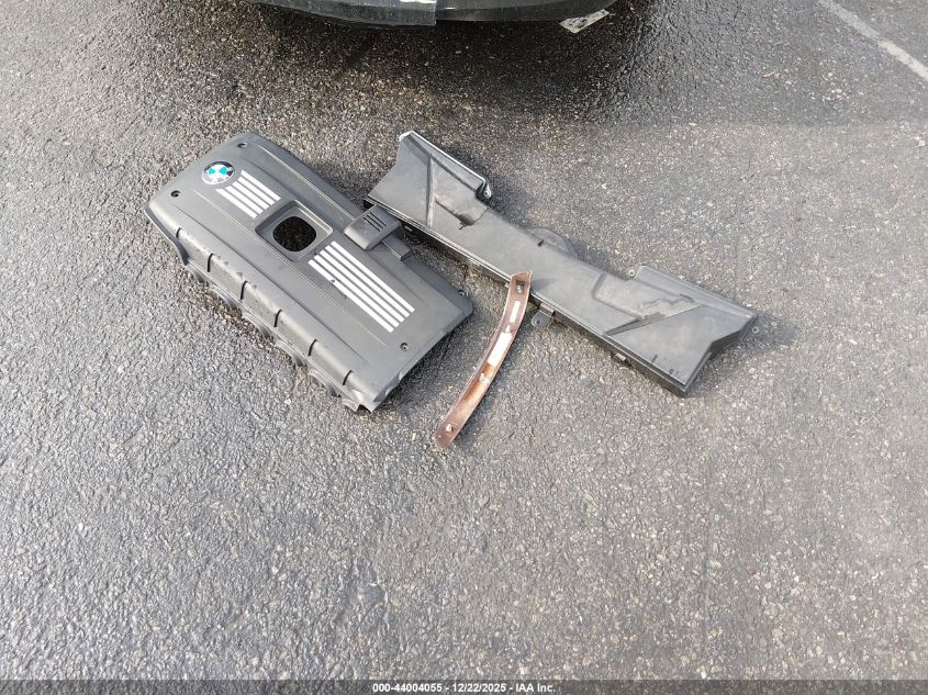 2007 BMW 328I VIN: WBAVA33517KX79321 Lot: 44004055