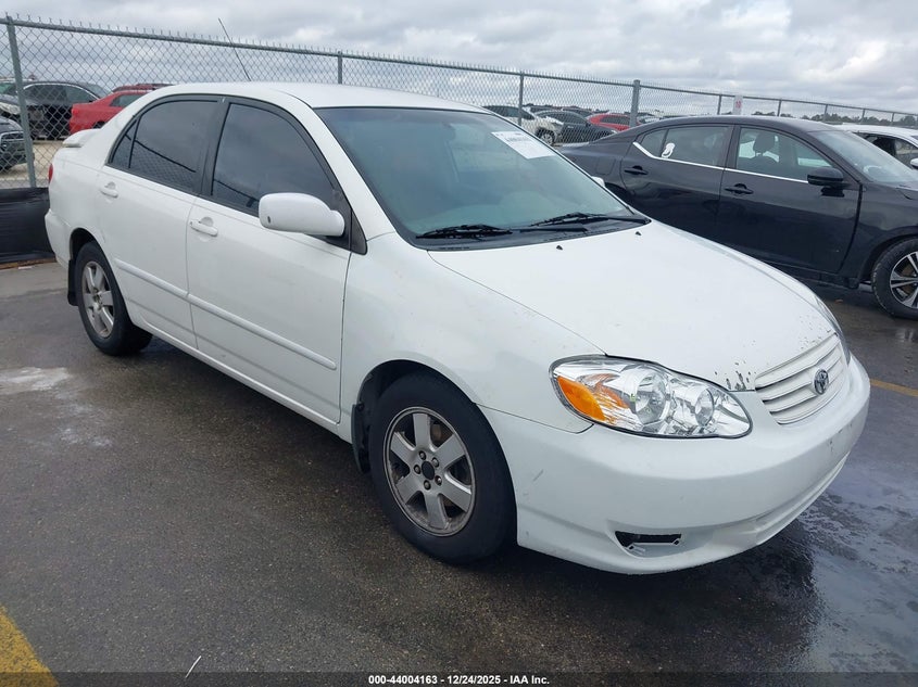 JTDBR32E642018778 2004 Toyota Corolla Le auction photo 1
