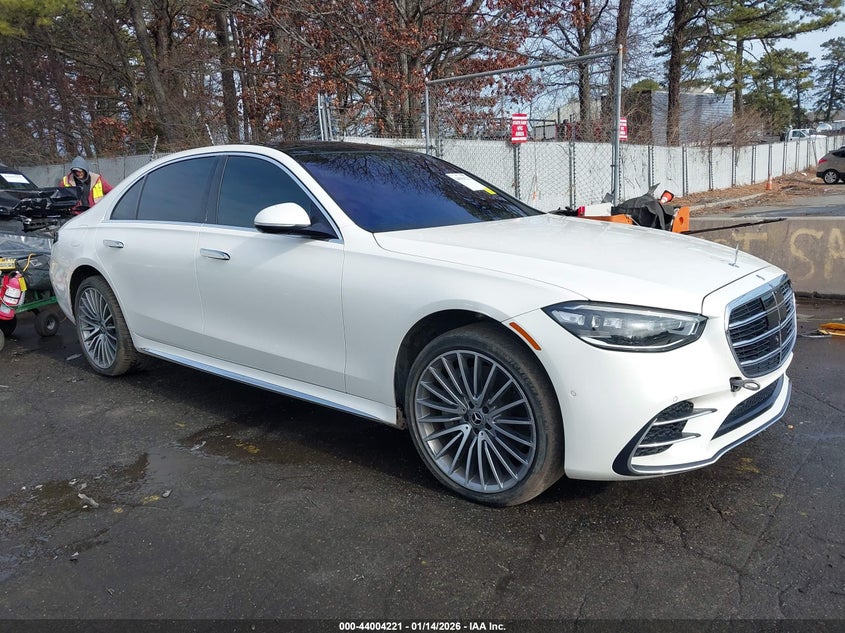 MERCEDES-BENZ S-CLASS 4MATIC