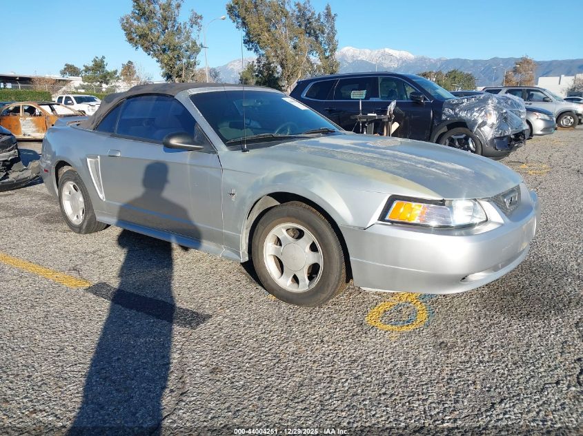 2000 Ford Mustang