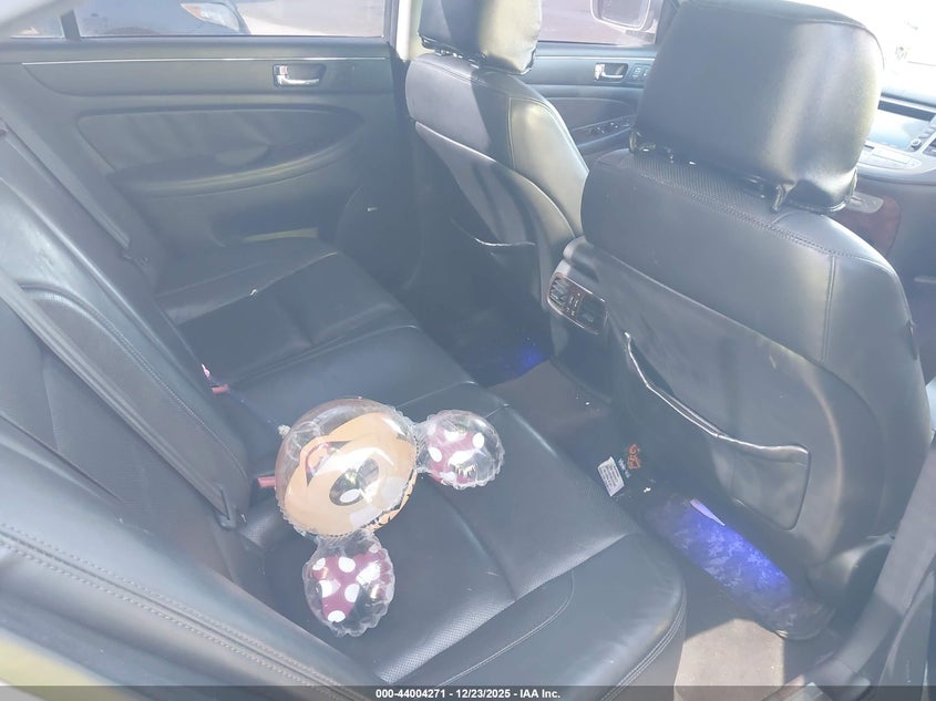 KMHGC4DE6BU132433 2011 HYUNDAI GENESIS photo no. 8