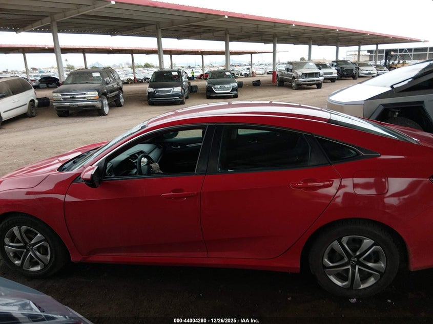VIN 2HGFC2F59JH531521 2018 HONDA CIVIC LX
