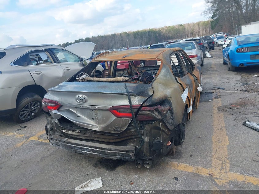 2022 Toyota Camry Se Awd