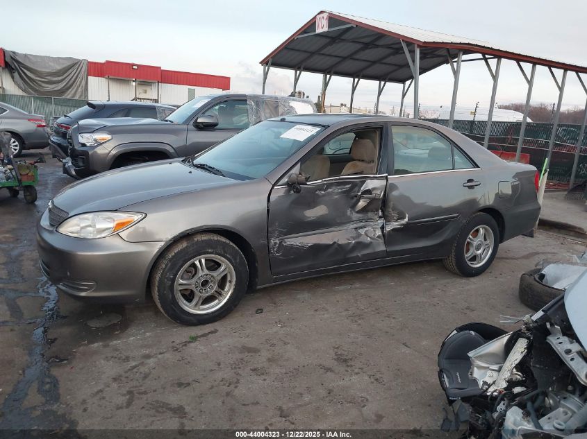 2004 Toyota Camry Le VIN: 4T1BE32K14U788842 Lot: 44004323