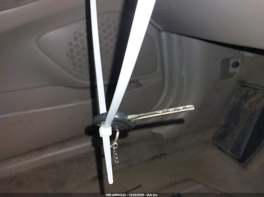 2004 Toyota Camry Le VIN: 4T1BE32K14U788842 Lot: 44004323