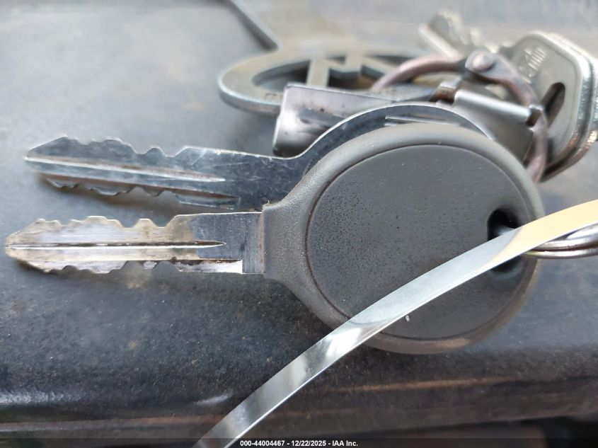 2000 Jeep Wrangler Sport VIN: 1J4FA49S0YP748215 Lot: 44004467