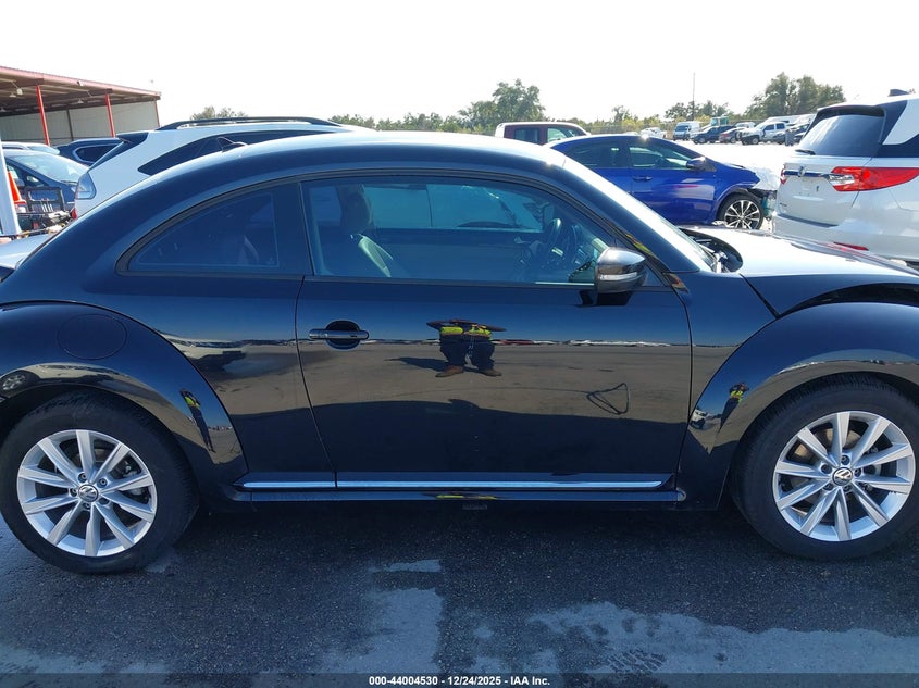 2017 Volkswagen Beetle 1.8T Se/1.8T Sel VIN: 3VWJ17AT8HM624332 Lot: 44004530