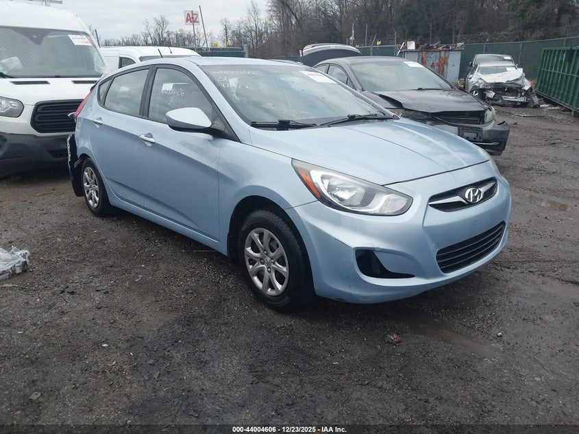 2013 Hyundai Accent Gs