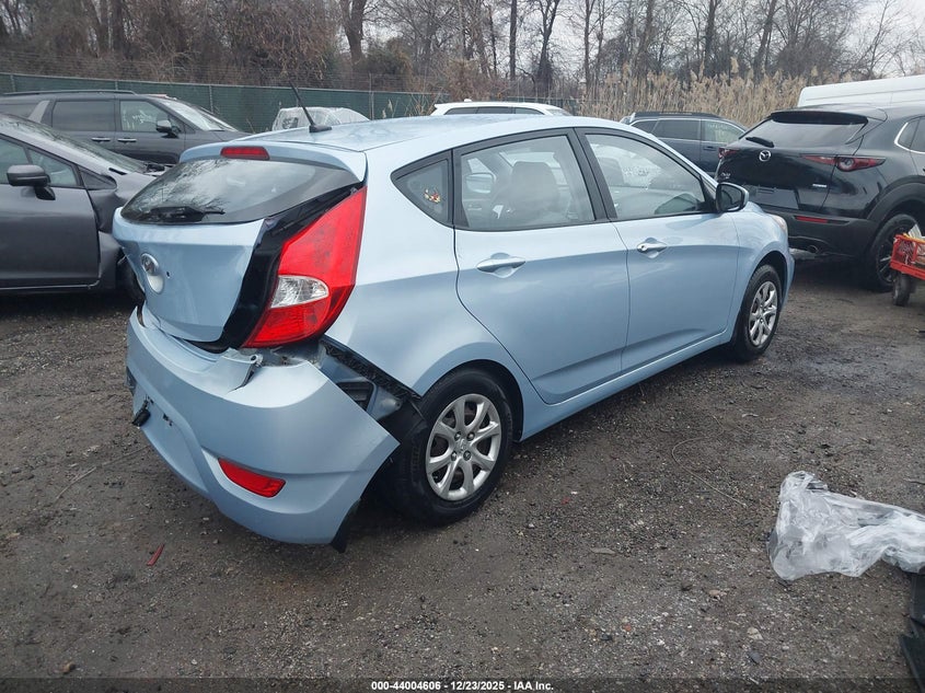 2013 Hyundai Accent Gs