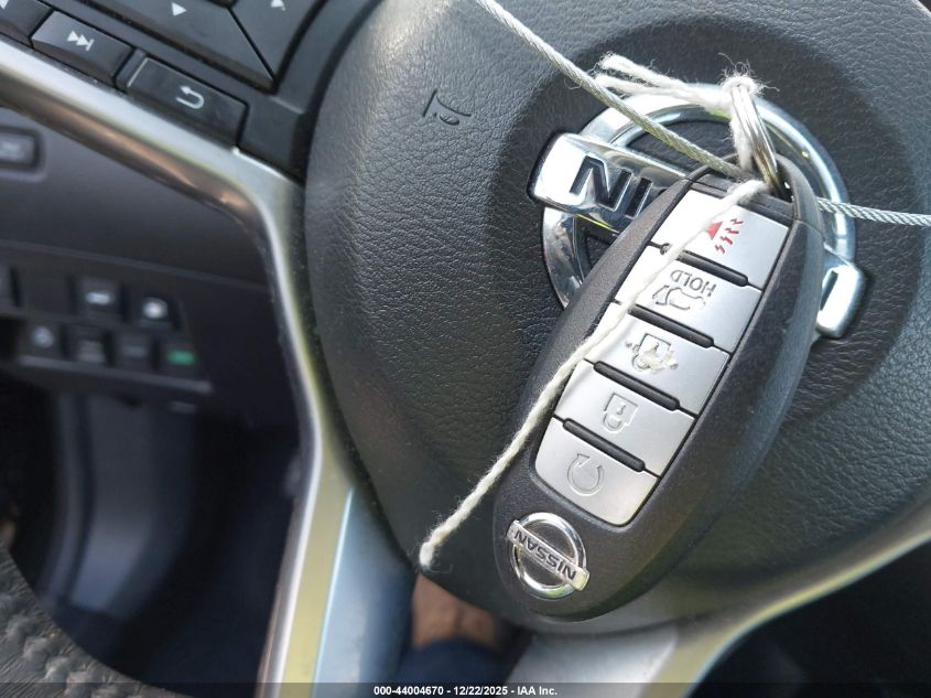 2018 Nissan Rogue Sv VIN: 5N1AT2MV8JC820898 Lot: 44004670