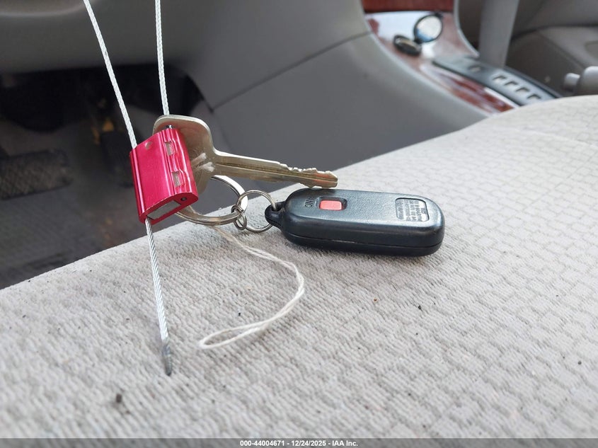 2003 Toyota Corolla Le VIN: 2T1BR38E23C109778 Lot: 44004671