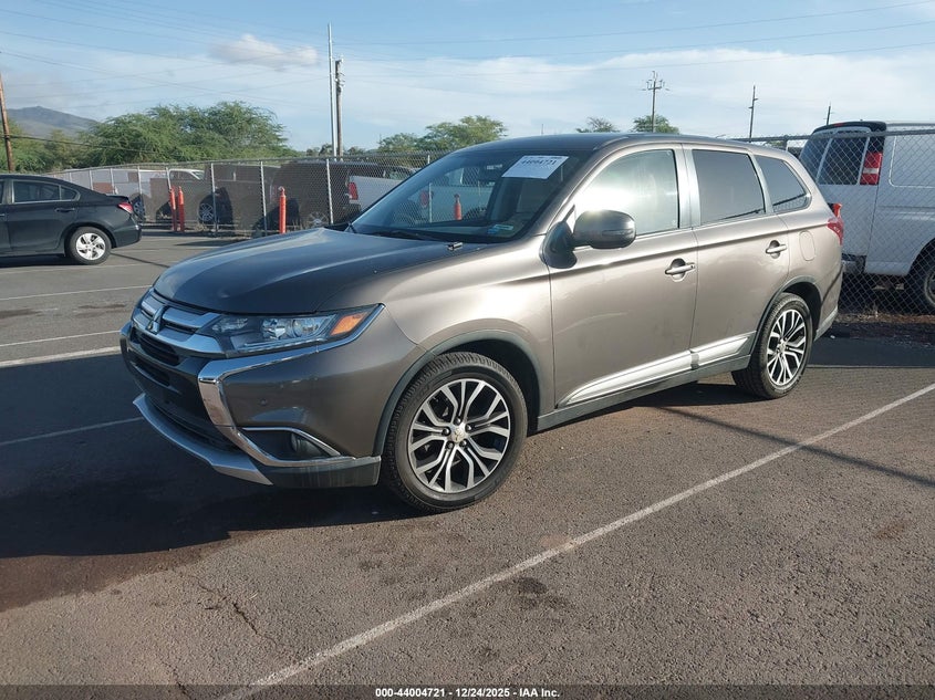 2016 Mitsubishi Outlander Se/Sel