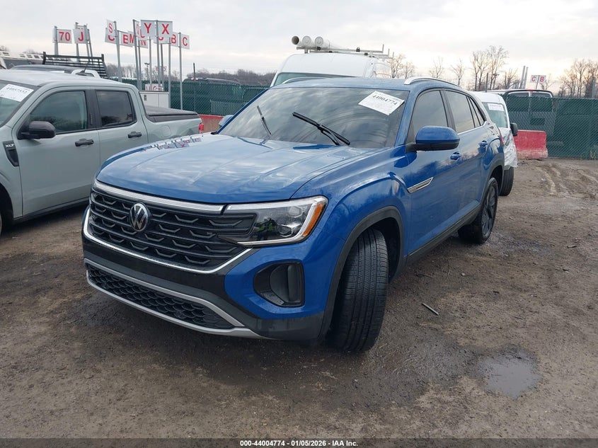 2025 Volkswagen Atlas Cross Sport 2.0T Se W/Technology