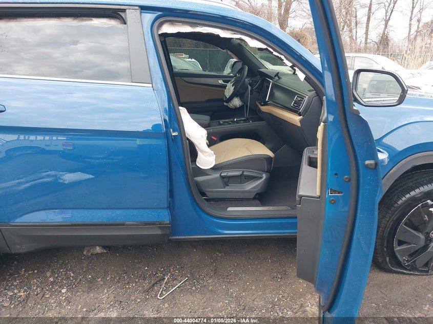 2025 Volkswagen Atlas Cross Sport 2.0T Se W/Technology