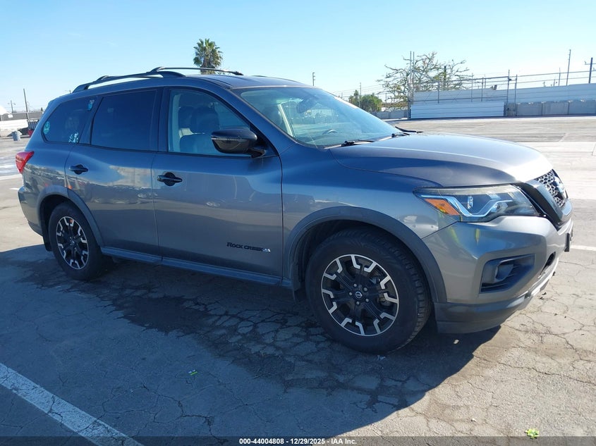 2020 Nissan Pathfinder Sv 4Wd