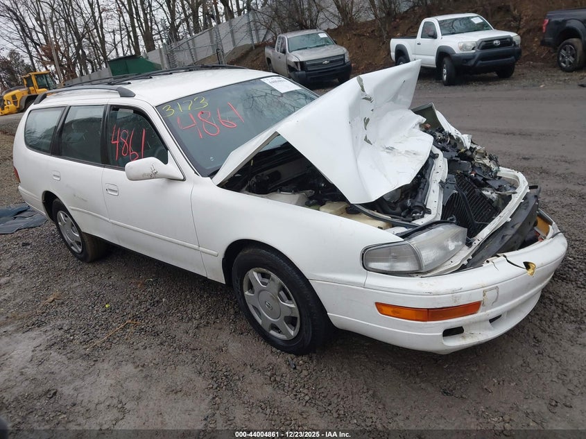 1993 TOYOTA CAMRY auction photo 1