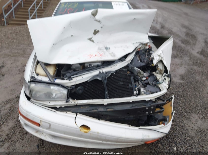 1993 TOYOTA CAMRY auction photo 6