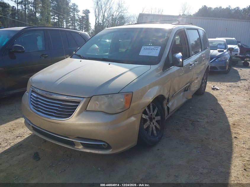 2011 Chrysler Town & Country Touring-L
