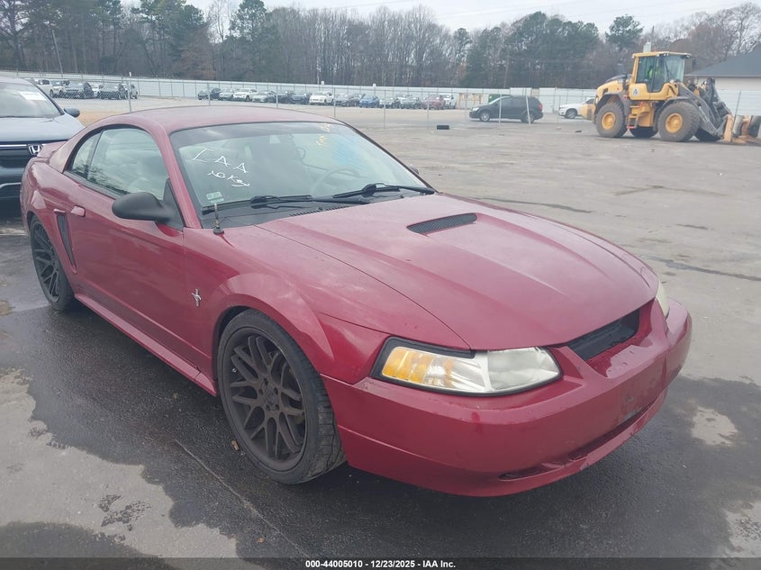 1FAFP4048YF305065 2000 Ford Mustang auction photo 1