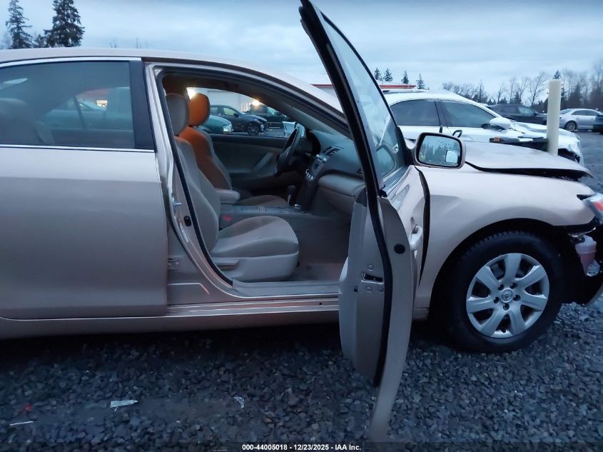 2011 TOYOTA CAMRY LE
