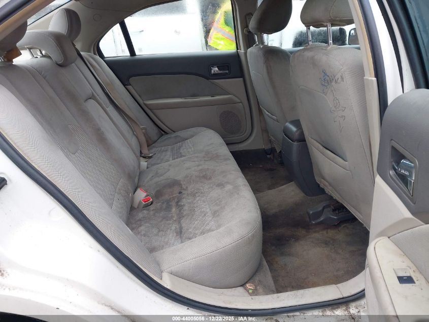 2011 Ford Fusion Se VIN: 3FAHP0HA7BR197768 Lot: 44005056