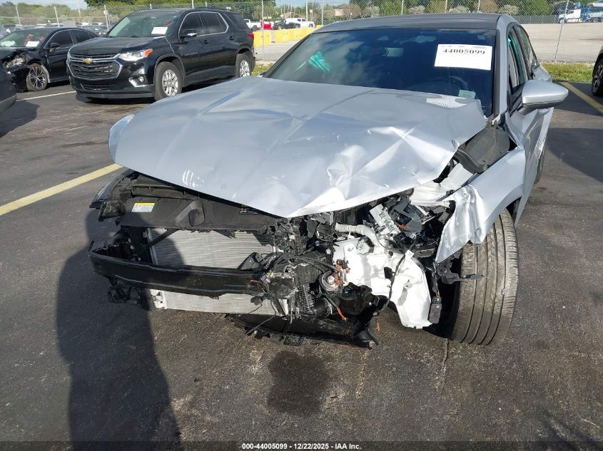 2024 Audi A3 Premium 40 Tfsi Quattro S Tronic VIN: WAUGUDGY0RA038869 Lot: 44005099