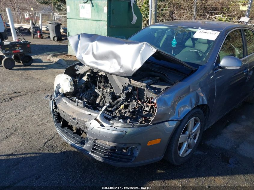 2008 Volkswagen Jetta Se/Sel VIN: 3VWRM71K48M105232 Lot: 44005147