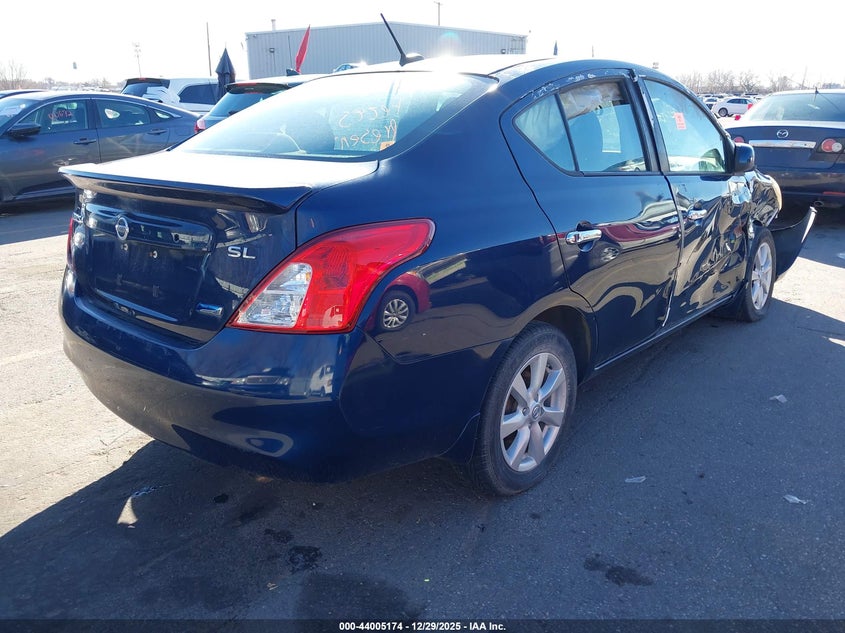 2012 Nissan Versa 1.6 Sl