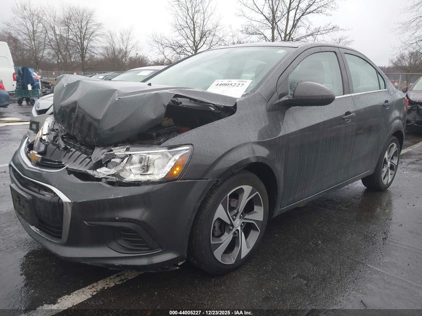 2019 Chevrolet Sonic Premier Auto