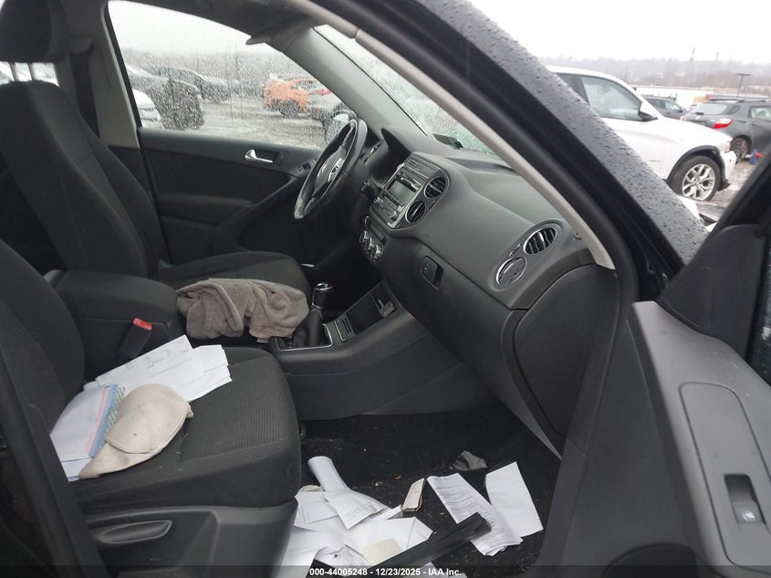 2013 Volkswagen Tiguan S