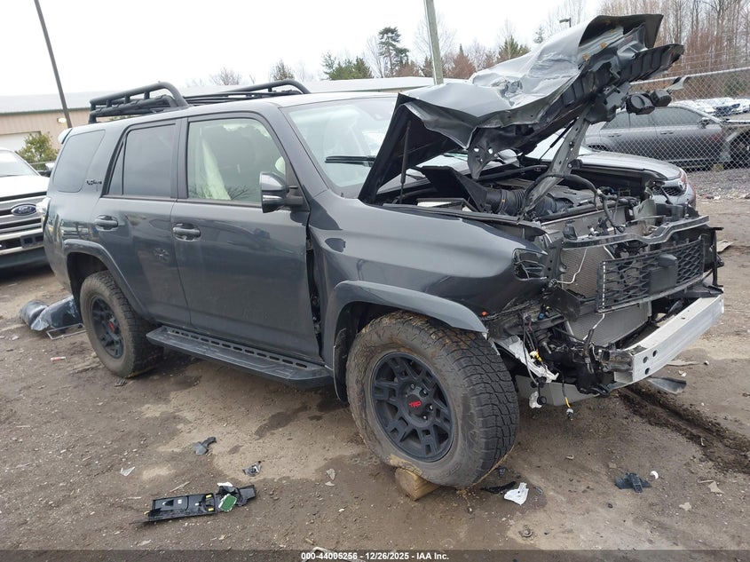 2024 TOYOTA 4RUNNER TRD PRO