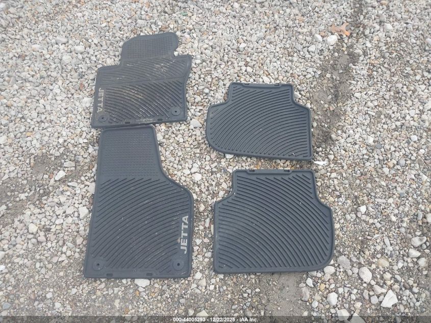 2017 Volkswagen Jetta 1.4T S VIN: 3VW2B7AJ2HM363294 Lot: 44005293