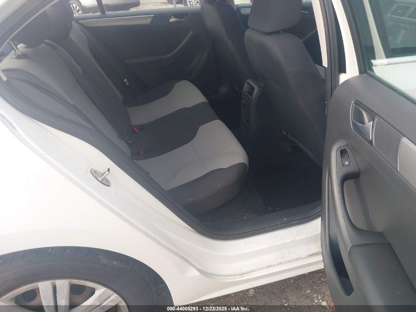 2017 Volkswagen Jetta 1.4T S VIN: 3VW2B7AJ2HM363294 Lot: 44005293