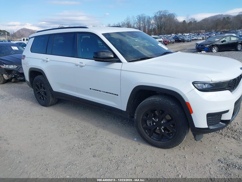 2024 Jeep Grand Cherokee L Altitude 4X4