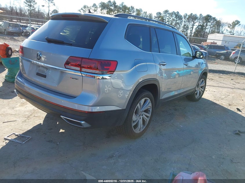 2022 Volkswagen Atlas 2.0T Se W/Technology