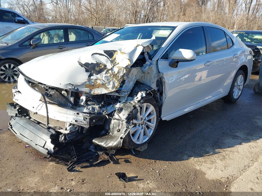 2022 Toyota Camry Le