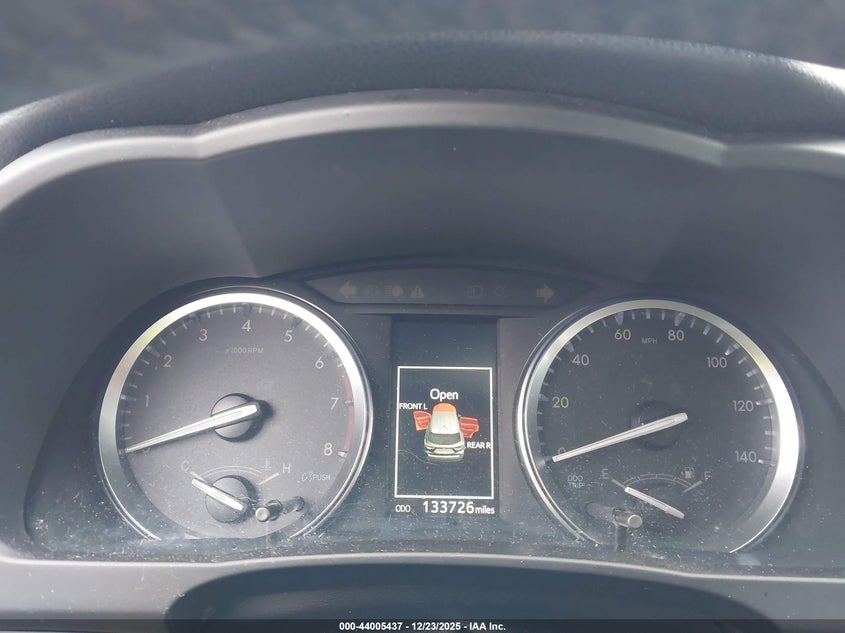 2016 Toyota Highlander Xle V6 VIN: 5TDKKRFH6GS505598 Lot: 44005437