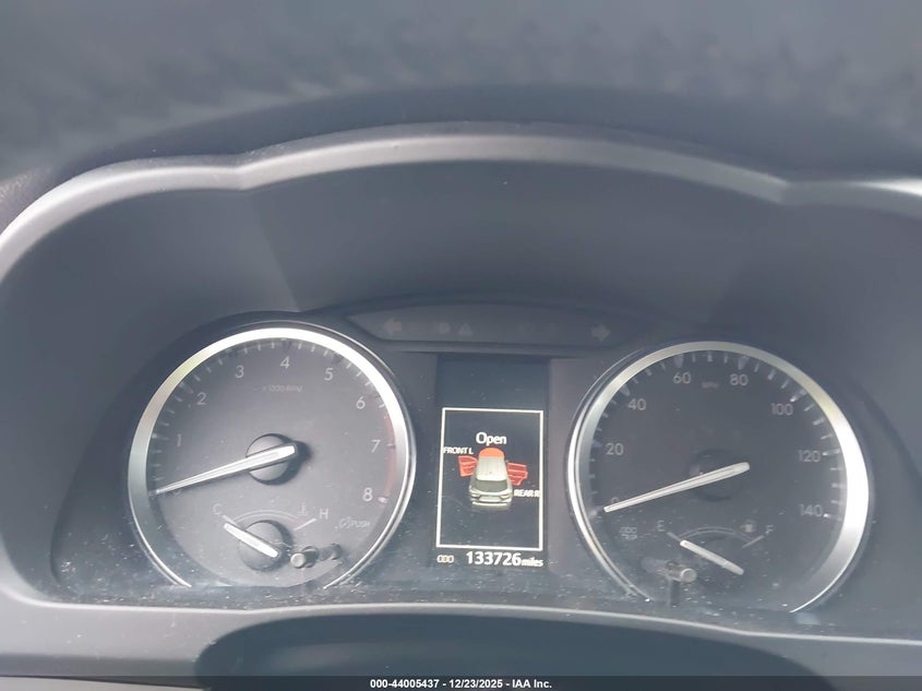 2016 Toyota Highlander Xle V6 VIN: 5TDKKRFH6GS505598 Lot: 44005437