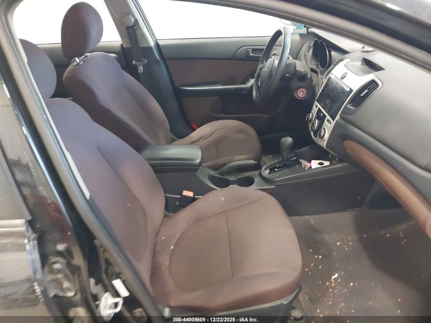 2010 Kia Forte Ex VIN: KNAFU4A28A5826571 Lot: 44005609