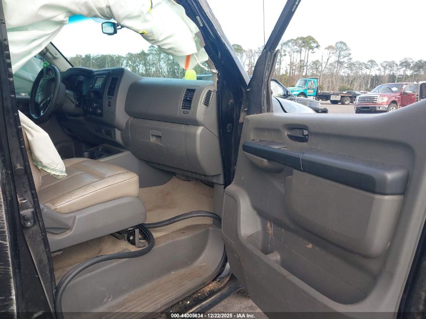 2016 Nissan Nv Passenger Nv3500 Hd Sl V8 VIN: 5BZAF0AA8GN855472 Lot: 44005634