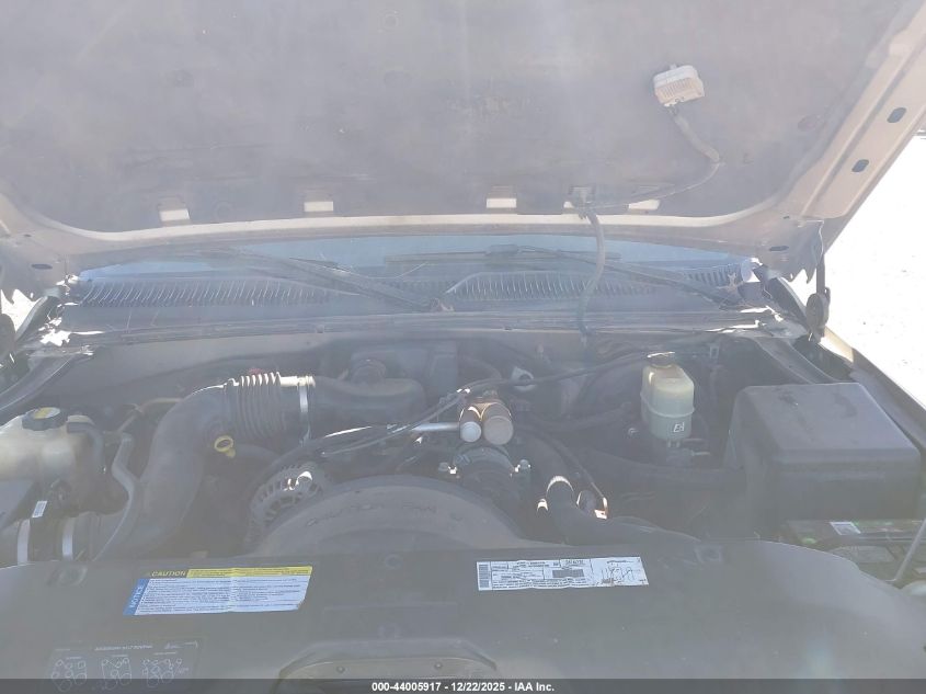 2000 Chevrolet Silverado 1500 VIN: 1GCEC14W9YZ132571 Lot: 44005917