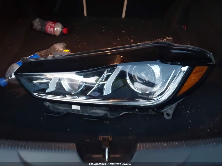 2017 Jaguar Xe 35T Premium VIN: SAJAJ4BV2HA968769 Lot: 44005945